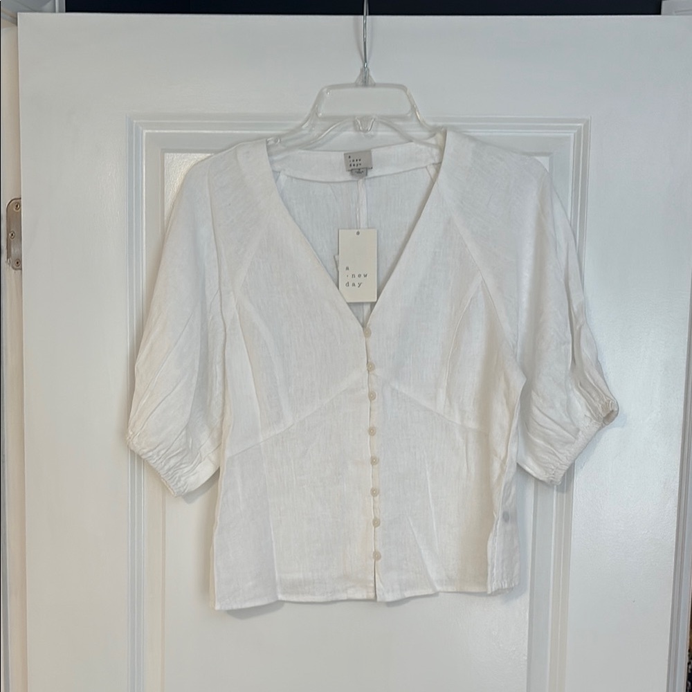 Women's White V-Neck Button Front Linen Top